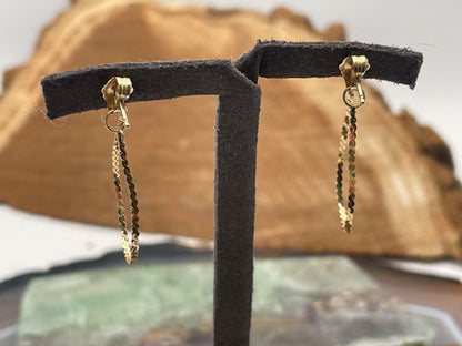 Vintage 14K Solid Yellow Gold Chain Loop Dangle Earrings--86.25