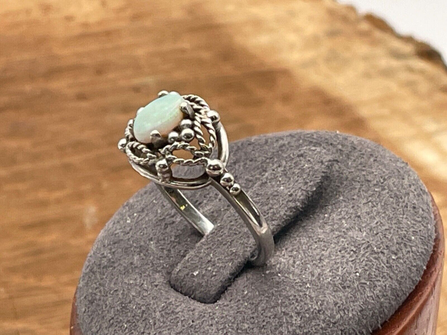 Vintage 10K Solid White Gold Opal beaded rope Cocktail ring sz 6.75--293.25