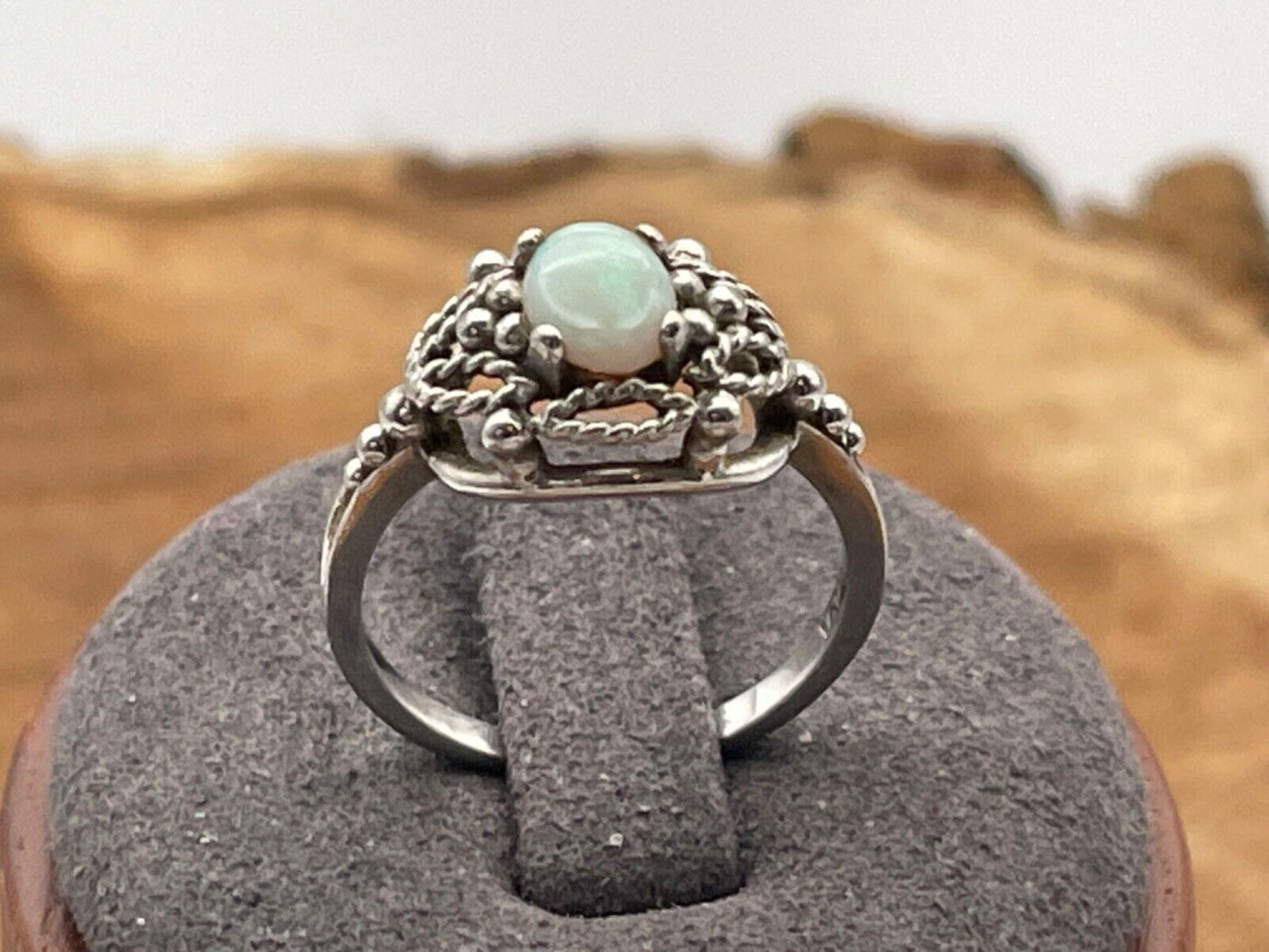 Vintage 10K Solid White Gold Opal beaded rope Cocktail ring sz 6.75--293.25